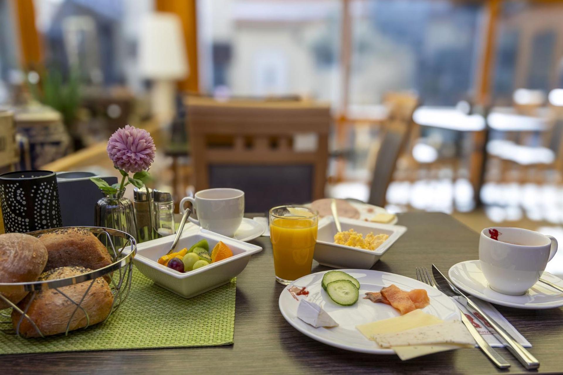 Akzent Hotel Restaurant Roter Ochse Rhens Bei Koblenz Экстерьер фото